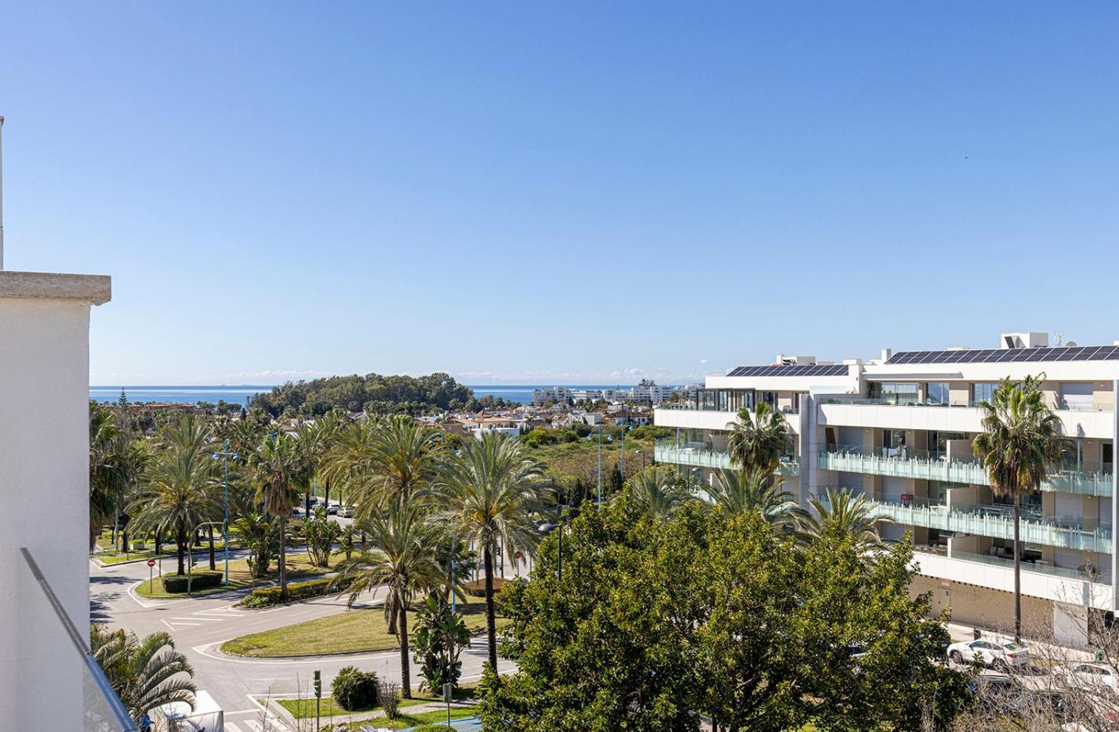 Aqua Apartments Vento, Marbella Exterior photo